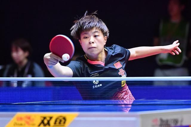 朝气蓬勃的 朝气蓬勃的